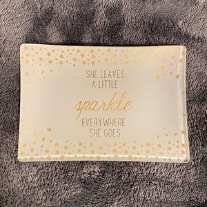 Francesca’s leaves sparkle trinket tray